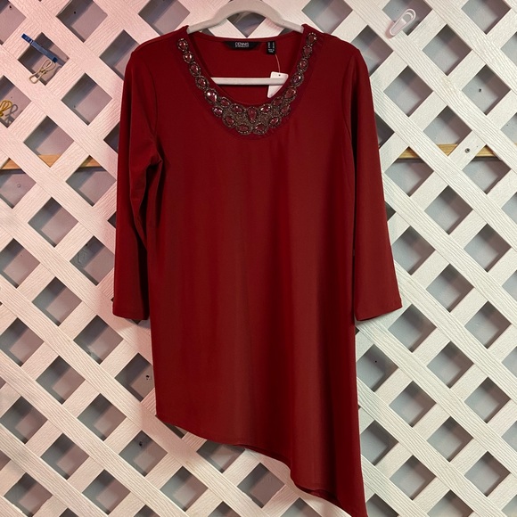 Dennis Basso 3/4 Sleeve Crepe Caviar Tunic Rhinestones Neckline Small Red Garnet - Picture 2 of 6